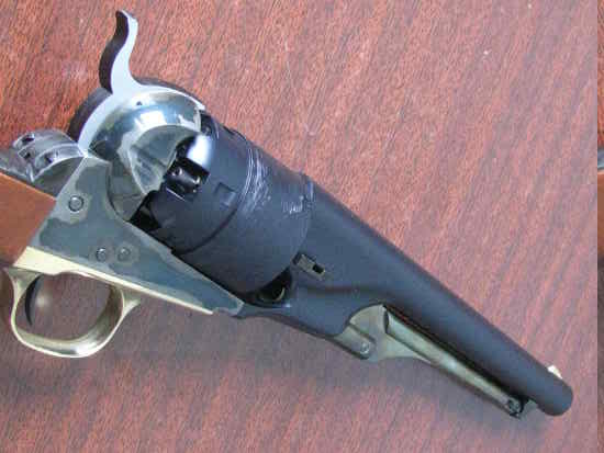 Кольт 1860 (Colt Army (1860) модель американского револьвера . Реплика: Кольт 1860 Colt Army 1860 от CAW PFC model gun.(шумовой)